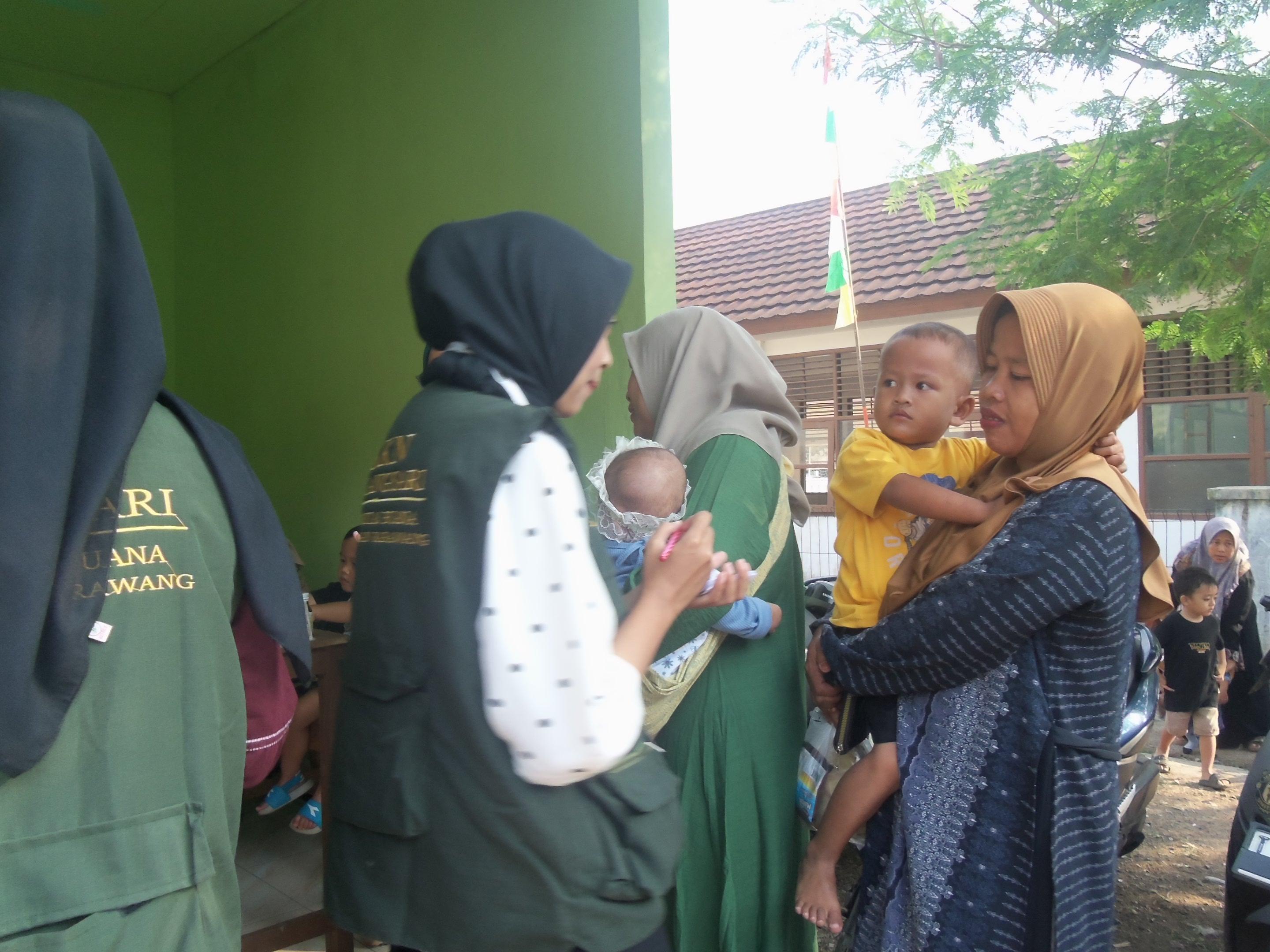 Mahasiswa KKN Dampingi Pelaksanaan Posyandu dan POSTU di Desa Mulangsari